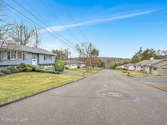 4th image of 57 Longdale Ave