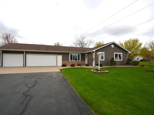 W5997 Garnet Dr, Appleton, WI 54915