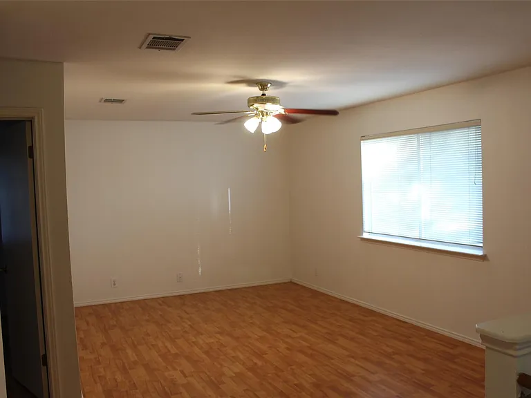 810 Minturn Ln — Photo 27
