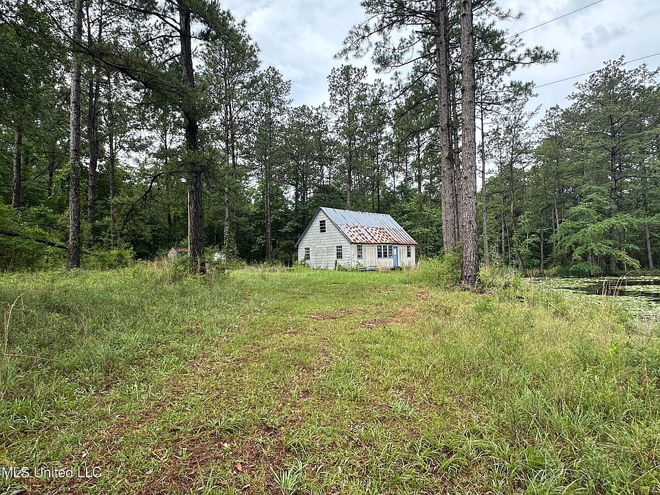 1st image of 261 Tom Chance Rd