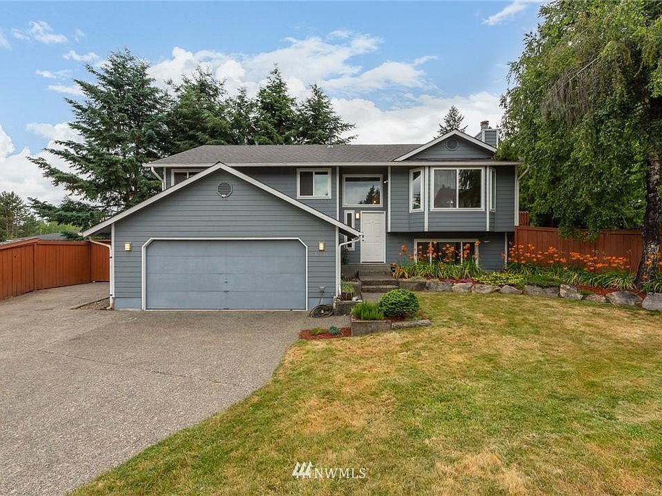 1st image of 12006 205th Avenue Ct E