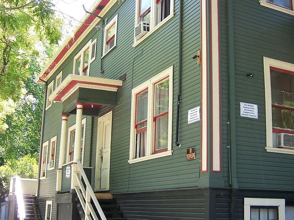2nd image of 601 10th St #1