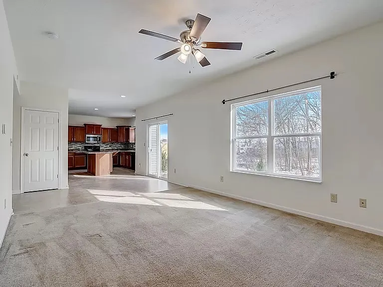 8961 Ingram Ln — Photo 17