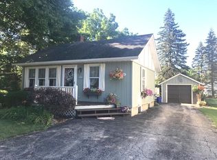 28W641 Malvin Albright St, Warrenville, IL 60555