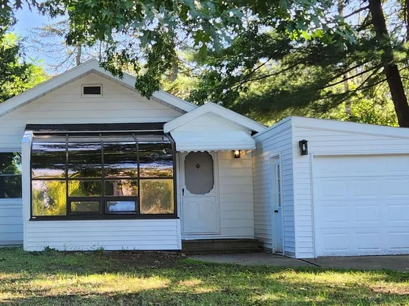 8501 Colgate St, Oak Park, MI 48237
