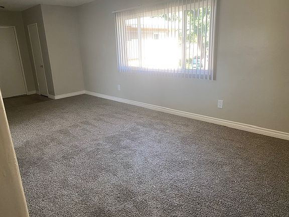 5th image of 1364 Stillman Ave #Dt3