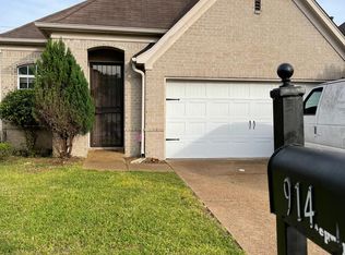 914 Tamarind Ln, Cordova, TN 38018