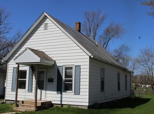 1011 Maple St, Bloomington, IL 61701