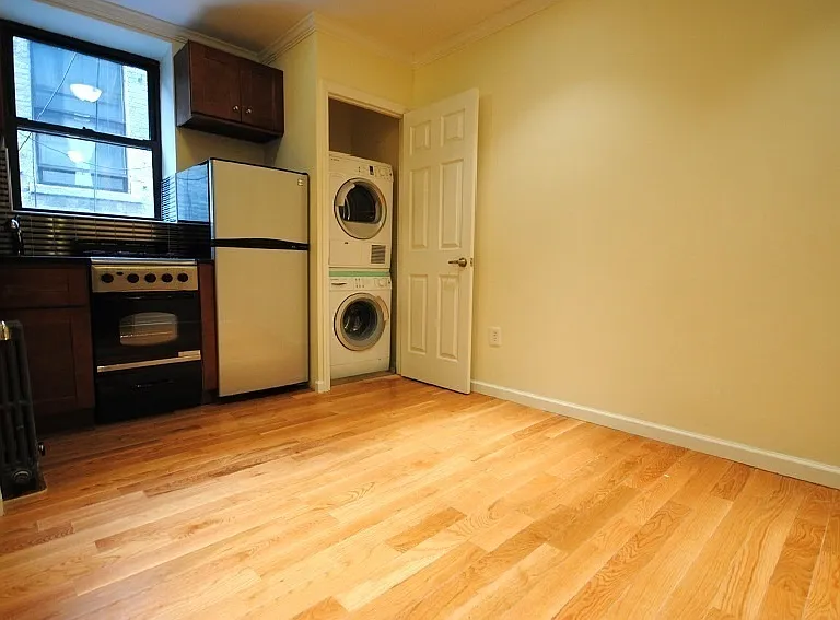 219 Mulberry St #3C — Photo 2