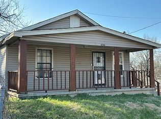 3031 Parker Rd, Memphis, TN 38109