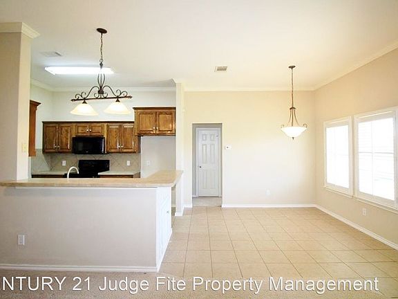 4th image of 305 Glenview Dr