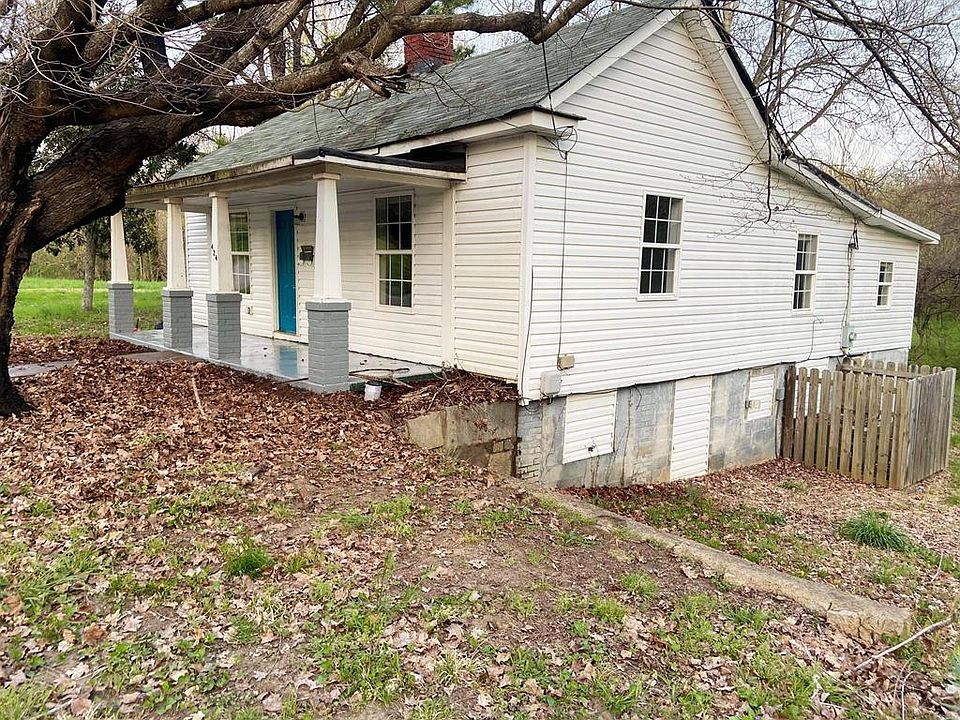 1st image of 424 Bryant Ave