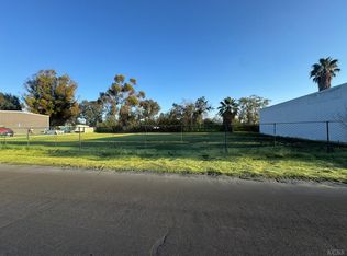 311 E 4th St, Hanford, CA 93230