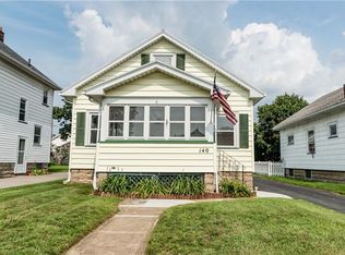 140 California Dr, Rochester, NY 14616