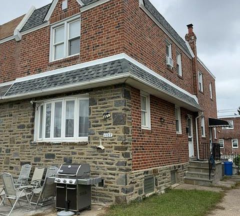 2nd image of 1107 Brighton St