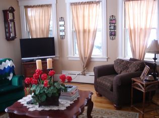 3 Sterling St, Lancaster, MA 01523