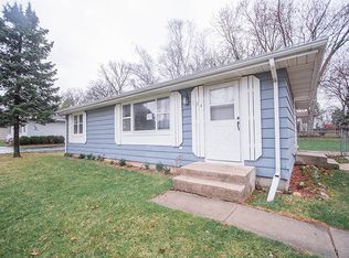 134 Bullard St, Poplar Grove, IL 61065