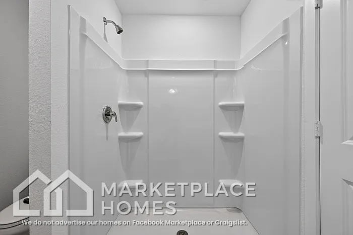 412 Sambal Dr — Photo 15