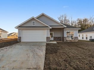 13 Karpen Dr, Petal, MS 39465