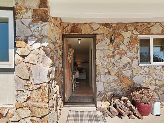 4th image of 28600 N Sowles Rd