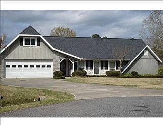 1st image of 1406 N Greenfield Cir