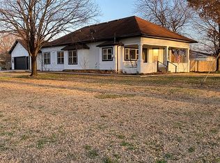 617 S Mock St, Prairie Grove, AR 72753