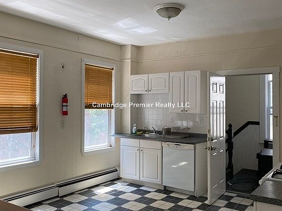 2nd image of 214 Broadway #2