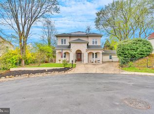 4 Burgundy Ct, Rockville, MD 20850