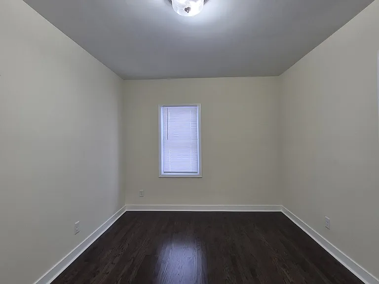 308 Pierce St — Photo 10