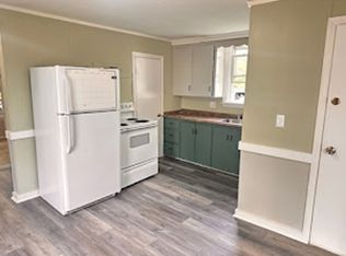 41 Bay St, Winslow, ME 04901