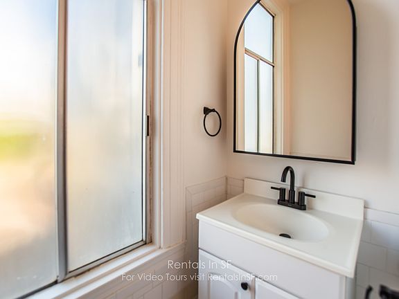 4th image of 1822 McAllister St APT 4