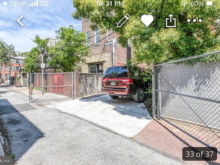 1106 Pine St #1R — Photo 8