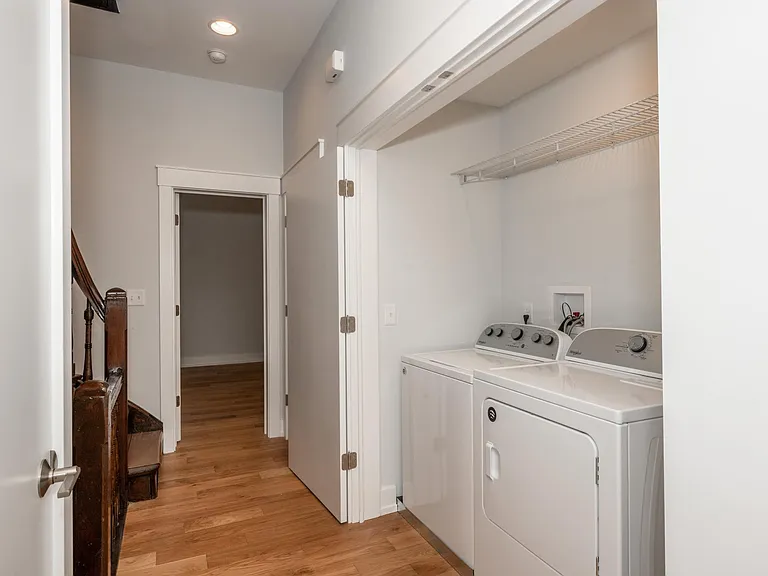 2913 Price Ave — Photo 14