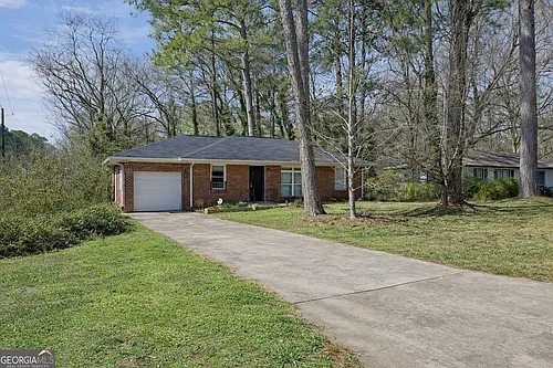 2913 Horse Shoe Dr Photo 1