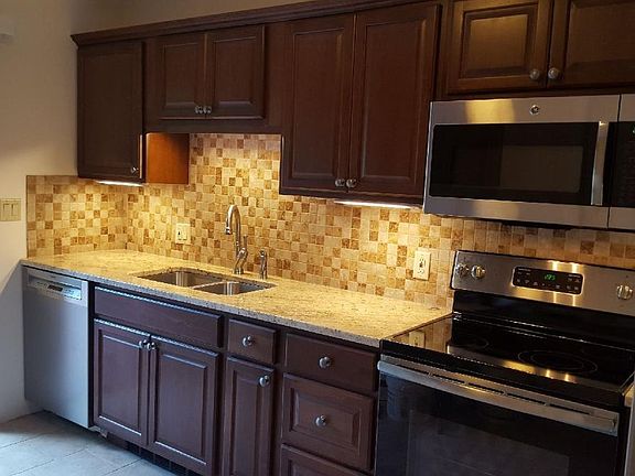 3rd image of 794 Tanner Rd APT 2