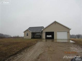 6627 Klam Rd, Otter Lake, MI 48464