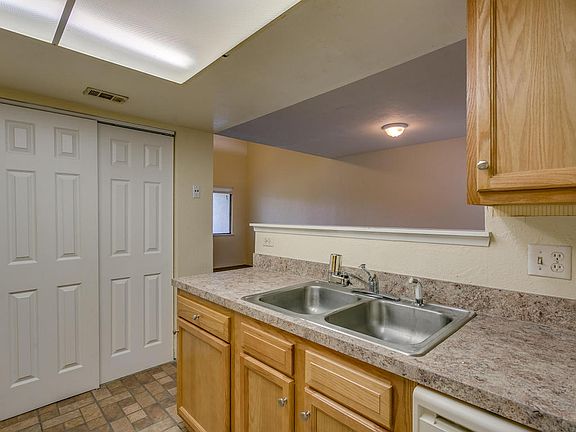 5th image of 1283 N Bayshore Dr