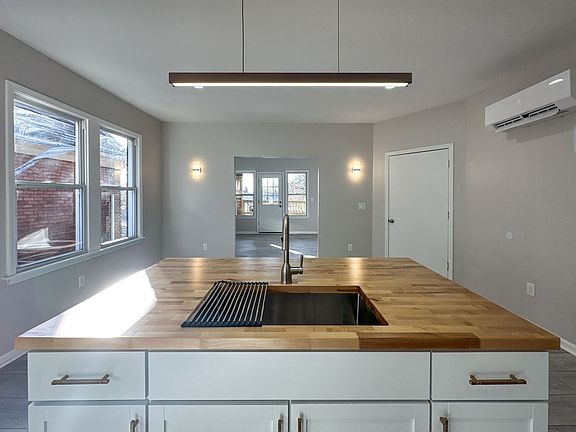 2nd image of 3854 31st St #3852