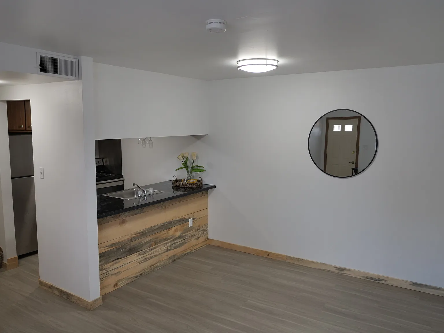 2 bed, 622 sqft, $1,775 — Photo 4