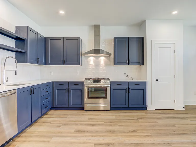 Escalon Townhomes — Photo 20