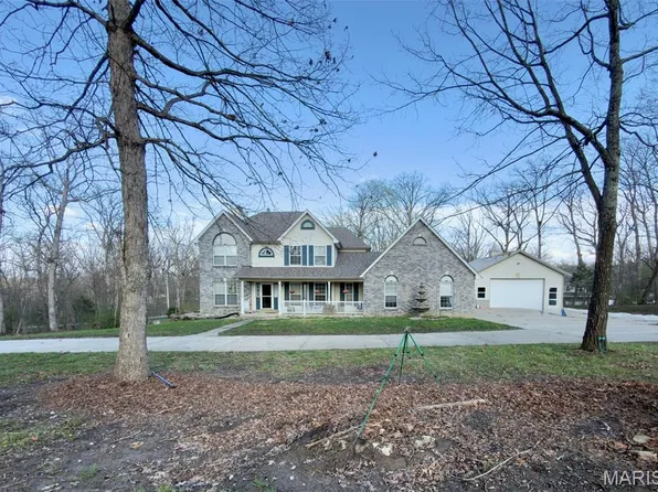 2424 Lone Trail Dr, Foristell, MO 63348