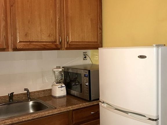 3rd image of 219 Avenue B APT 1B