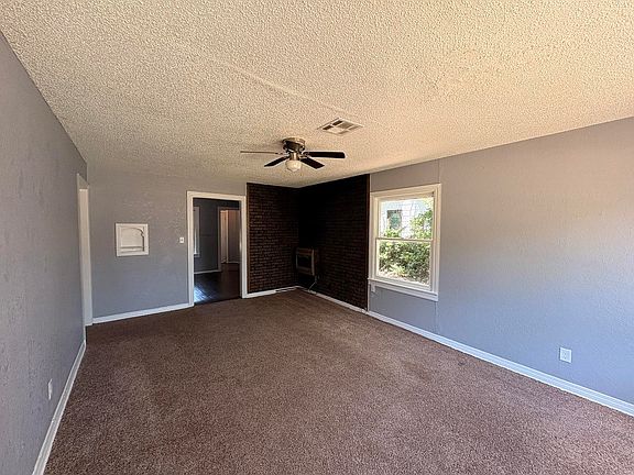 3rd image of 417 N N St #C