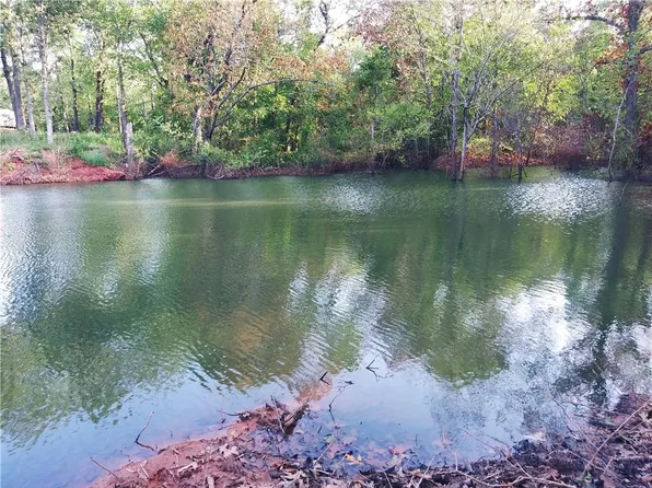 30402 Hamilton Rd, Macomb, OK 74852