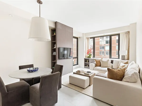 305 W 16th St APT 3G, New York, NY 10011