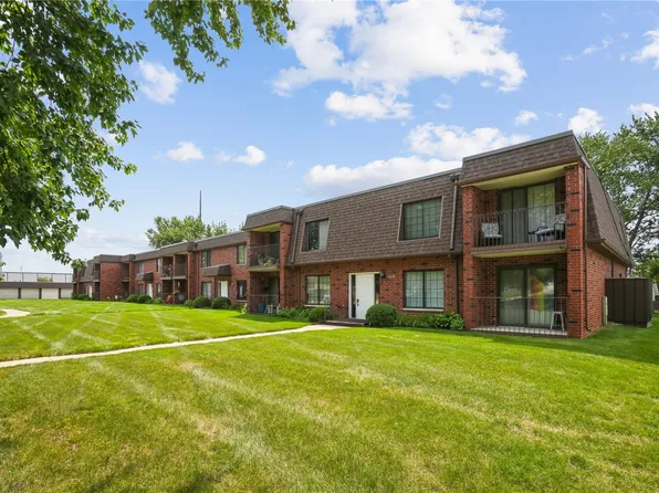 5715 Golden Ct NE APT 45, Cedar Rapids, IA 52402