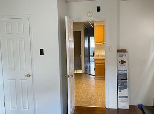 904 S 8th St #3, Philadelphia, PA 19147