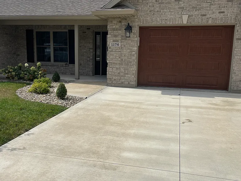 1176 E Bentley Cir #1176 — Photo 1