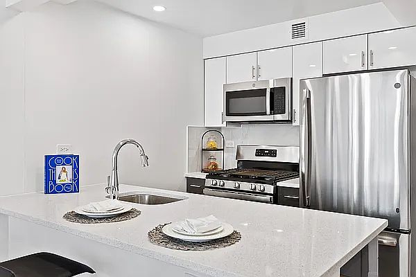 1st image of 56-02 31st Ave #2H