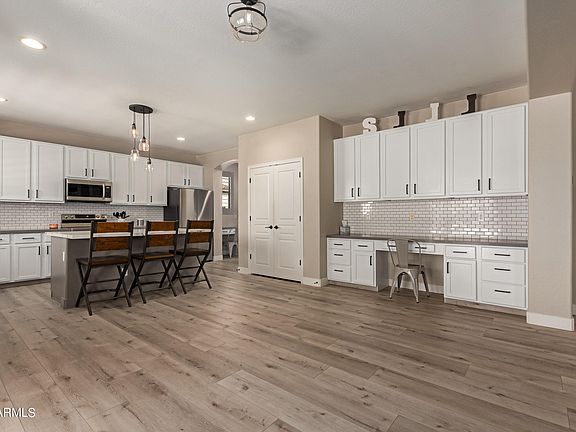 4th image of 41906 W GRANADA Drive